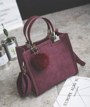 Load image into Gallery viewer, Free shipping, 2018 new woman handbags, fashion messenger bag, retro Korean version women bag, trend hairball ornaments flap.